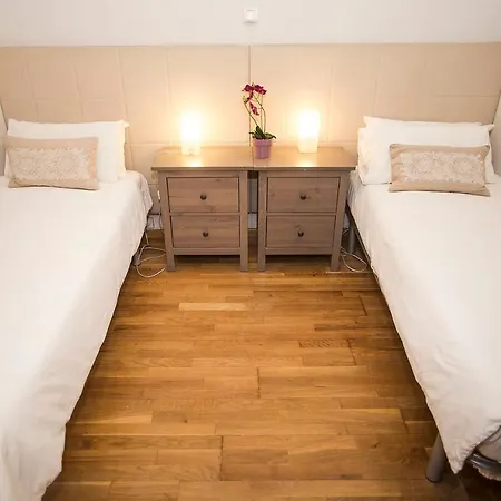 Mai & Maud Ronda Apartmán Barcelona